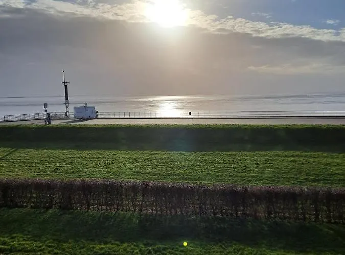 Mit Meerblick Und Grosser Loggia - Direktzugang Zur Nordsee *